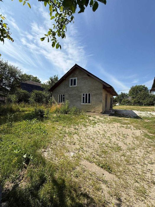 Продаж цегляного будинку в місті Калуш