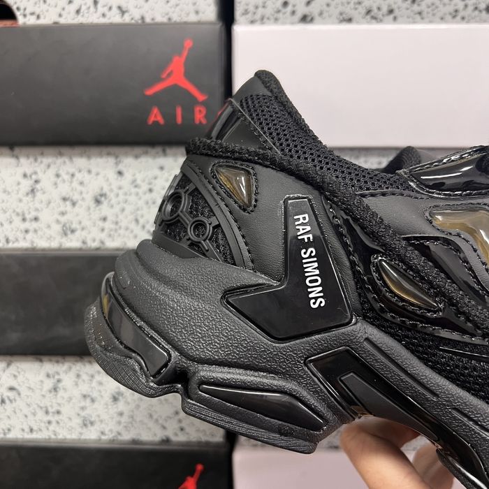 ‼️ РОЗПРОДАЖ ‼️Кросівки Adidas x Raf Simons Response Trail