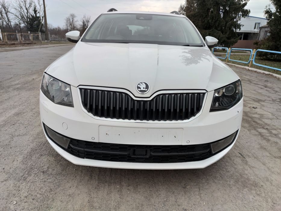 Разборка Skoda A7 2.0 розбірка Octavia A5 A7 1.6 TDI LF9E 9P9P CRMB