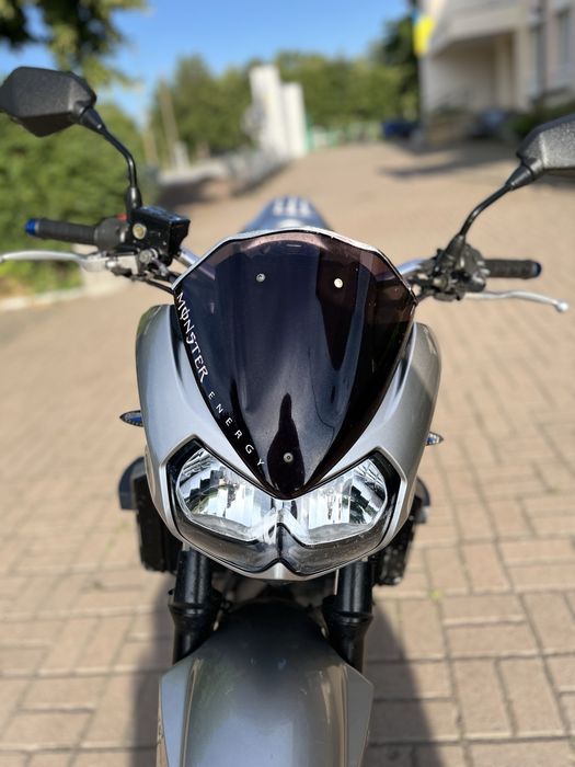 Kawasaki Z 750 2005
