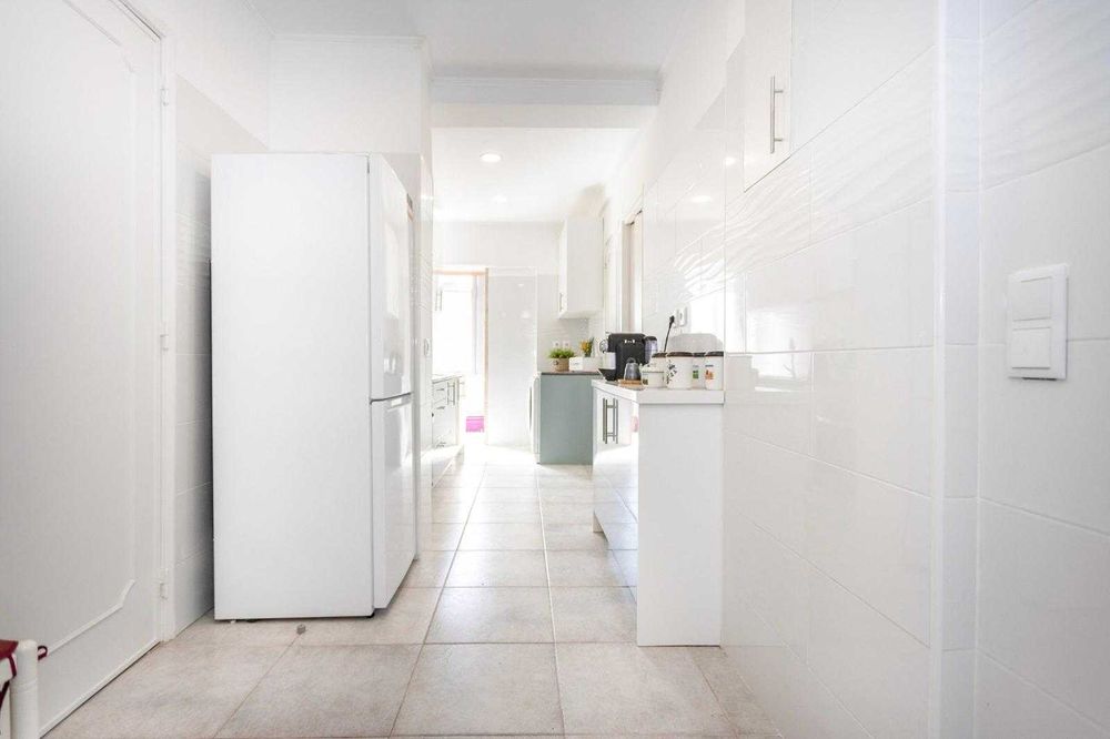 Quarto com excelente localização e banheiro privado, Cacilhas