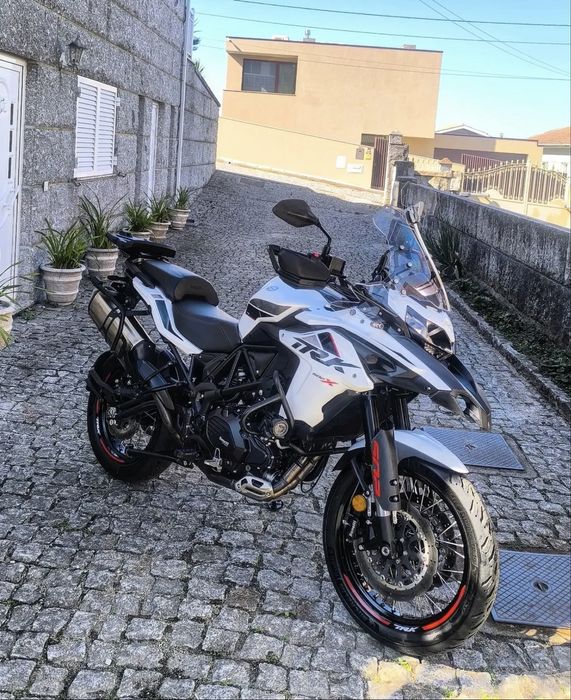 Benelli TRK 502X