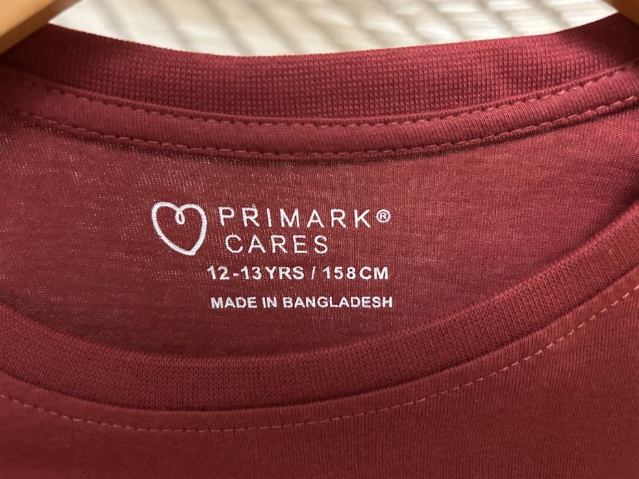Camisola vermelha para rapaz
