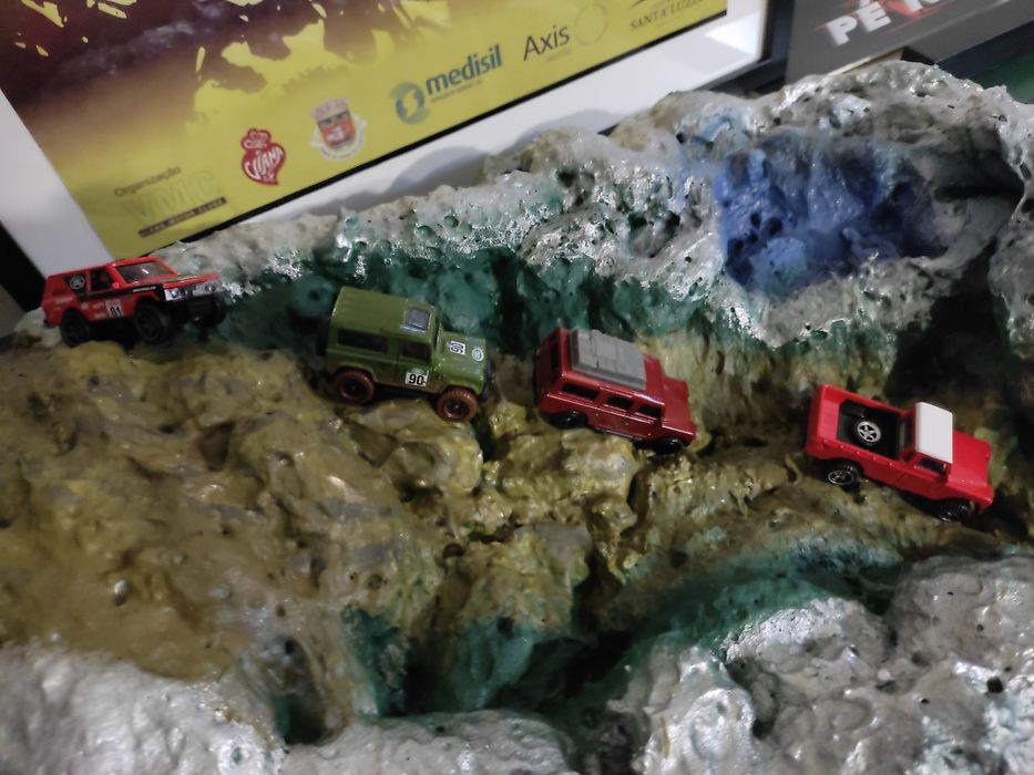 Maquete artesanal Land Rover TT  1/64