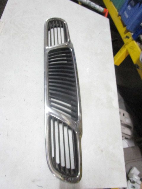 Grelha do Pára-Choques da Frente DAEWOO Lanos Sedan (KLAT)
