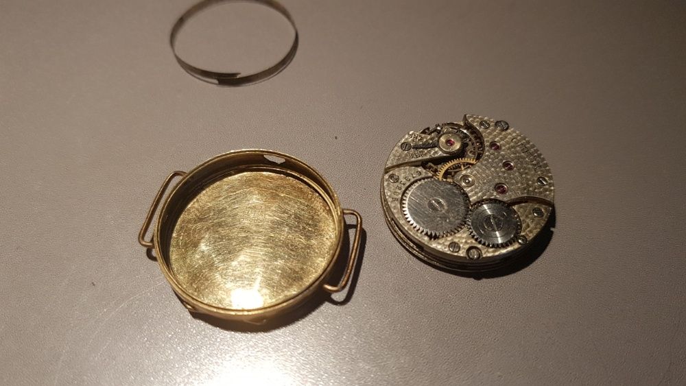 Sprzedam złoty zegarek OMEGA