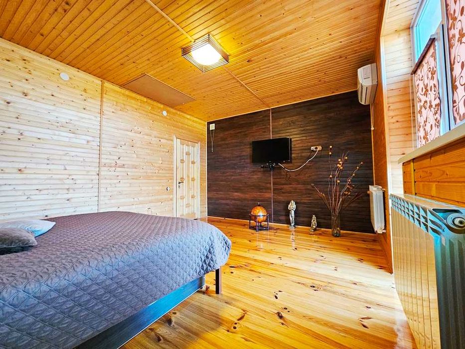 Продається добротний цегляний будинок на околиці м.Стрий...