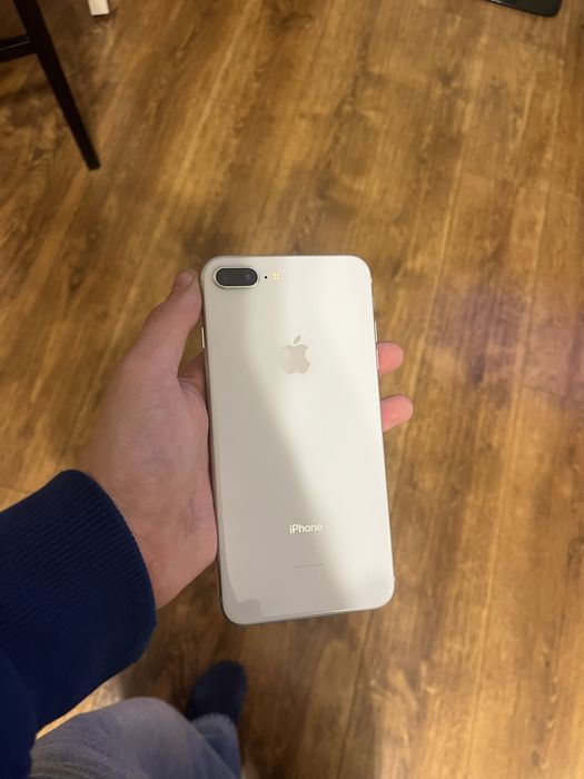 iPhone 8Plus R-SIM 64gb 89%акб