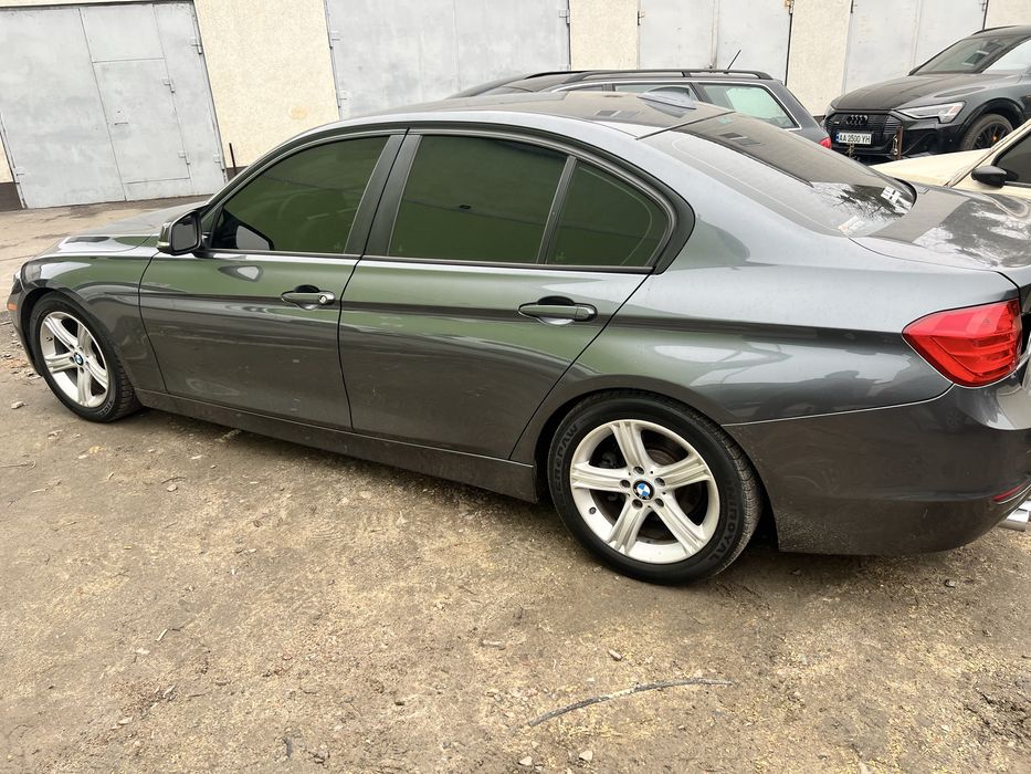 BMW328I  у належному стані