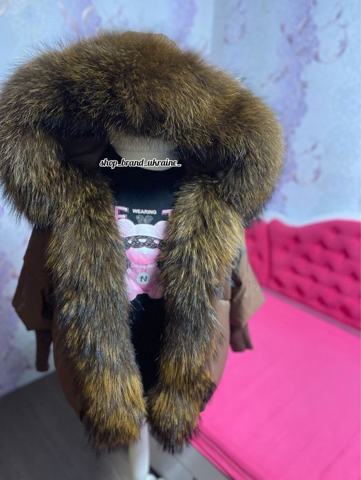 Пуховик з натуральним хутром