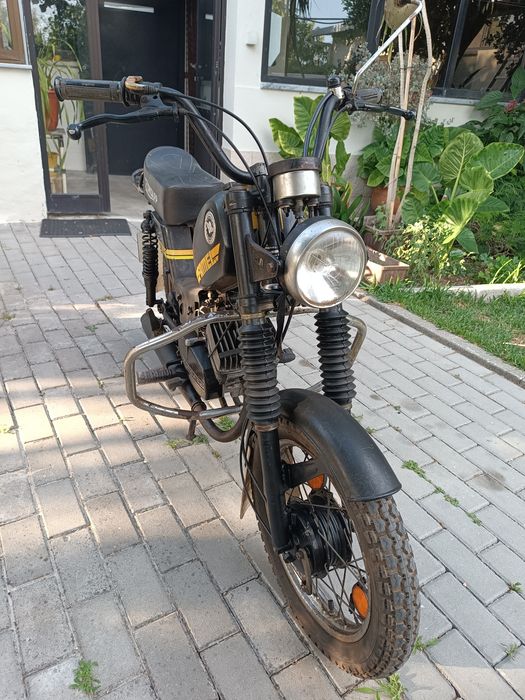 Famel Z3 em bom estado