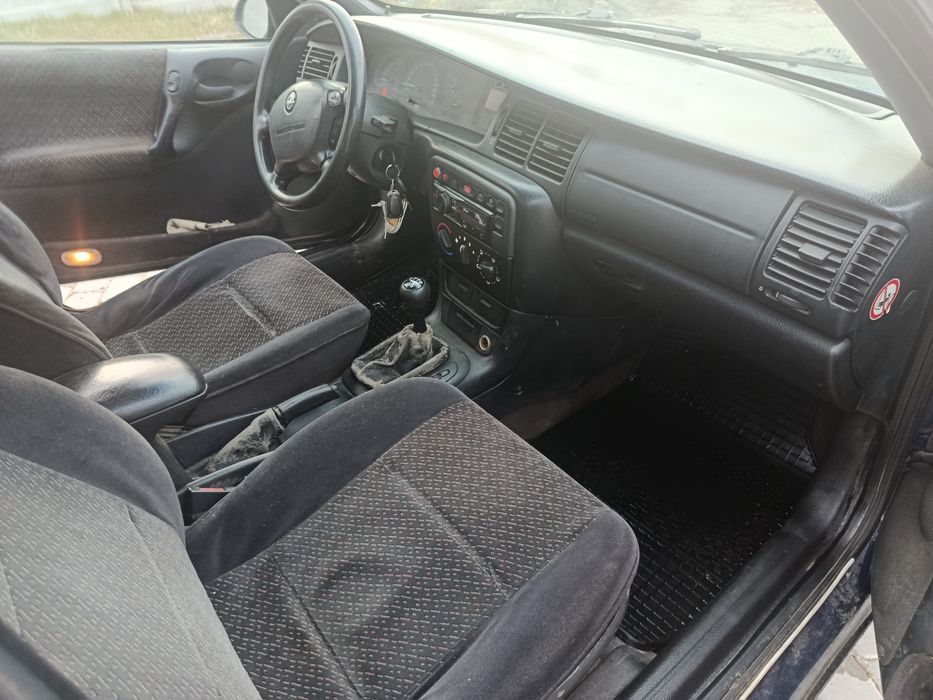 Опель Вектра 1.6 Газ-бензин Opel Vectra