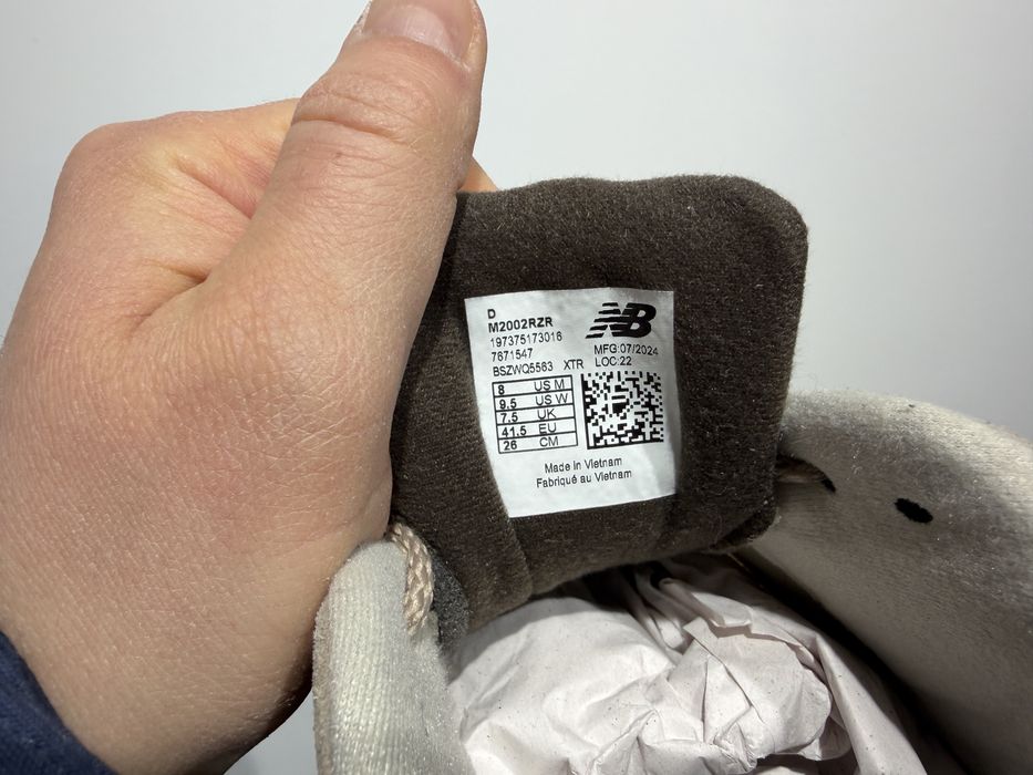 Кросівки чоловічі New Balance 2002 Beige M2002RZR