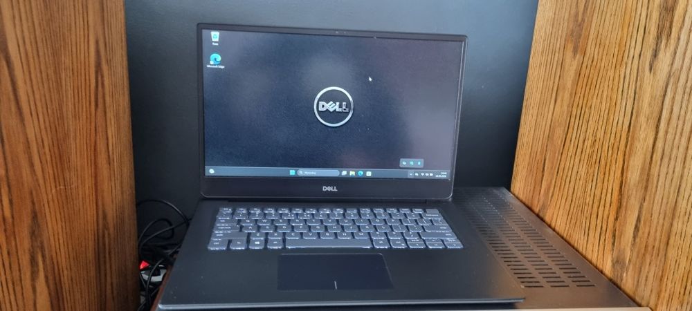 Dell Vostro 5490