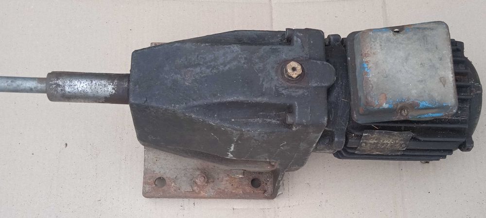 Мотор редуктор ГДР