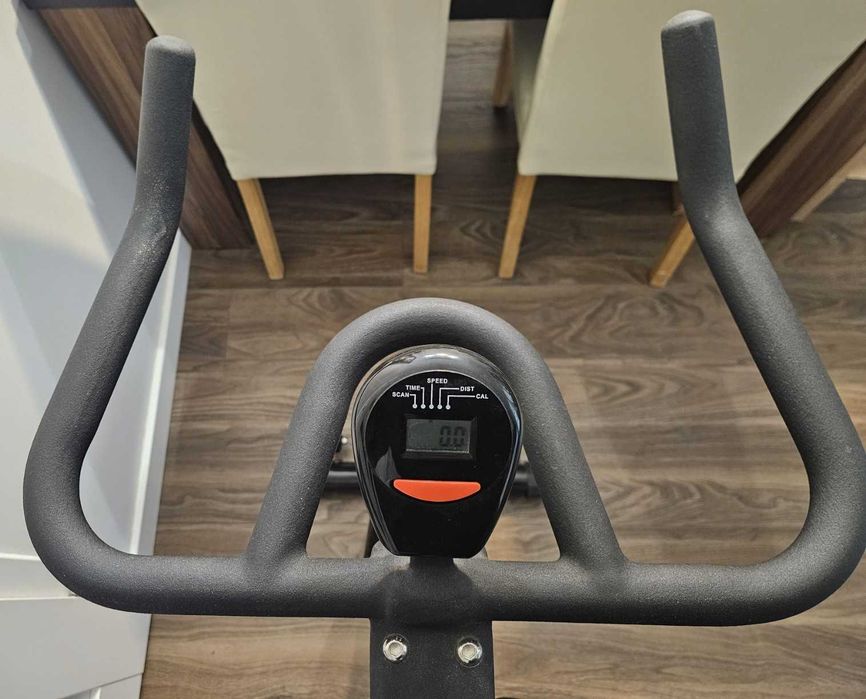 Rower stacjonarny spinningowy Hertz XR-110