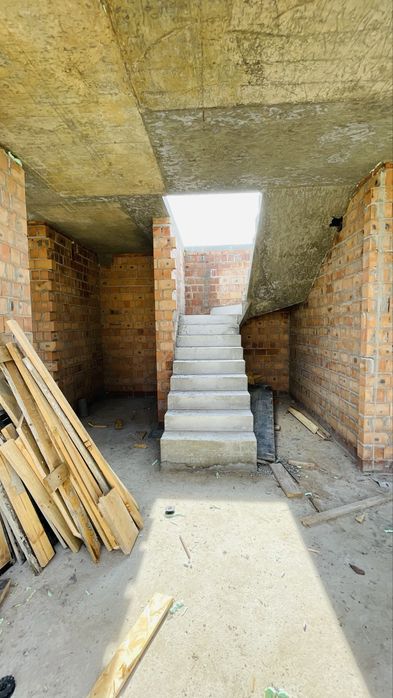 Продаю окремий будинок в Крихівцях (центр), 148 м2_ol