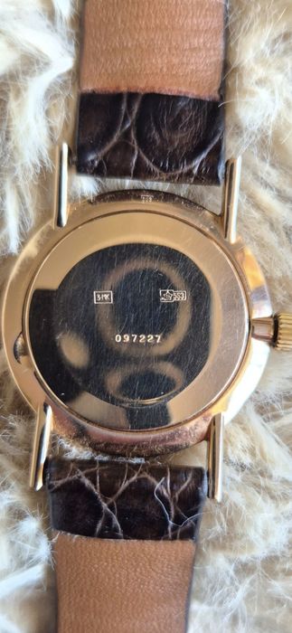 Zegarek Rakieta 583 złoty