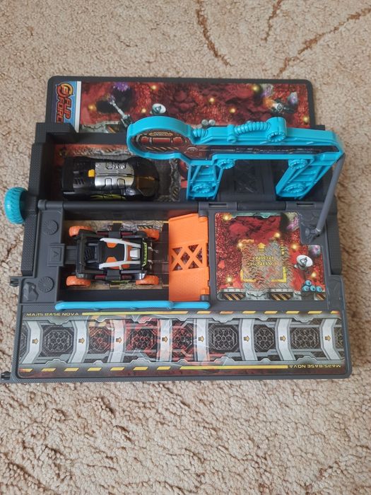 Игра "Flip Force"
