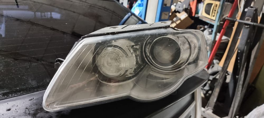 Passat b6 lampa xenon lewa