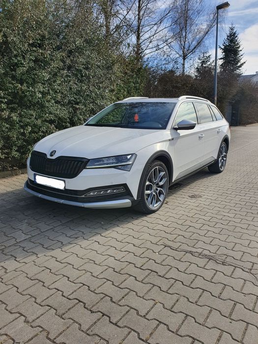 Skoda Superb 2.0 TDI 4x4 Scout DSG