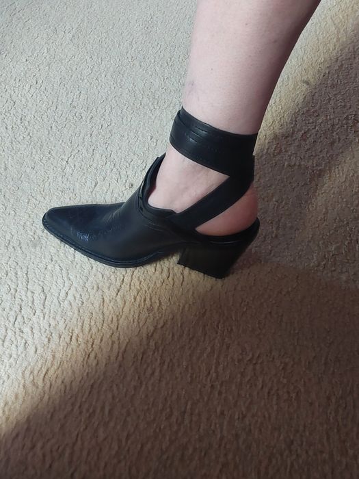 Kowbojki damskie letnie