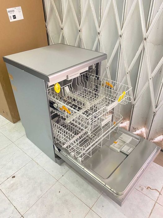 Máquina de Lavar Louça