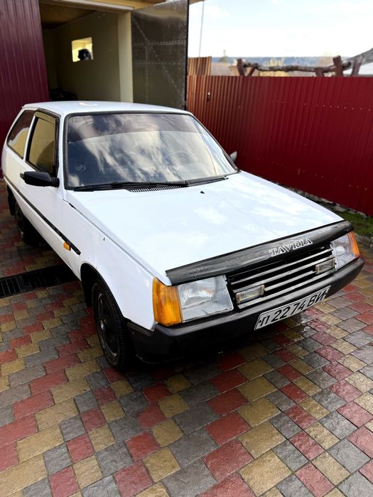 Продам автомобіль Таврія