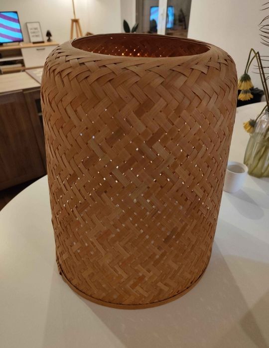 Abajur de teto grande -  IKEA -  Bambu - com fio e lâmpada LED