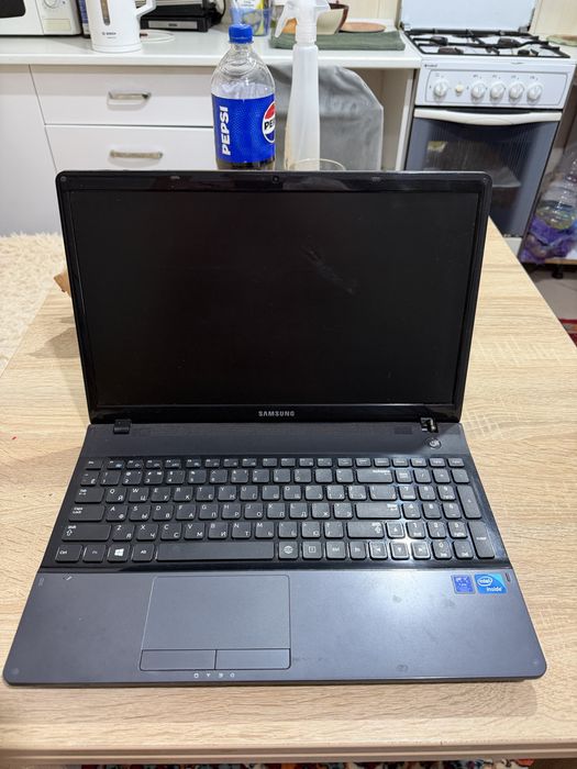 Ноутбук Samsung NP300E5X-A04RU, 15.6″