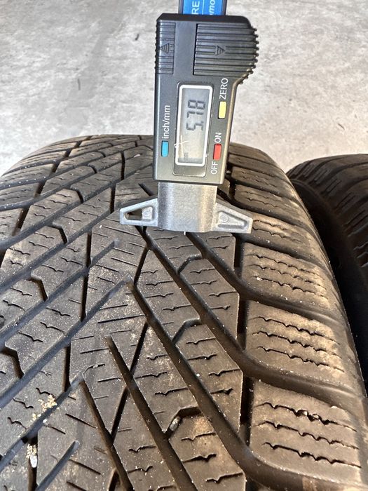 Резина зимная.     Pirelli.    215.55.17.   Romania