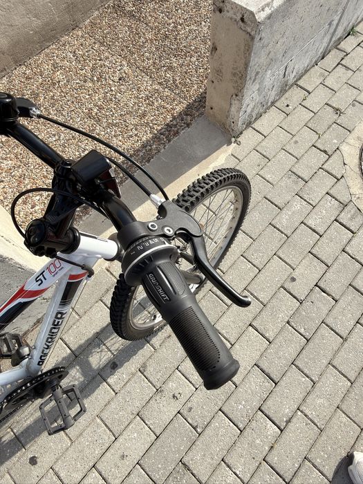 Bicicleta Rockrider ST 100  roda 24
