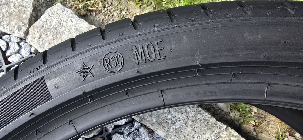 275/30/20 Pirelli pz4 BMW-RSC -M0E run flat jak nowe 7mm