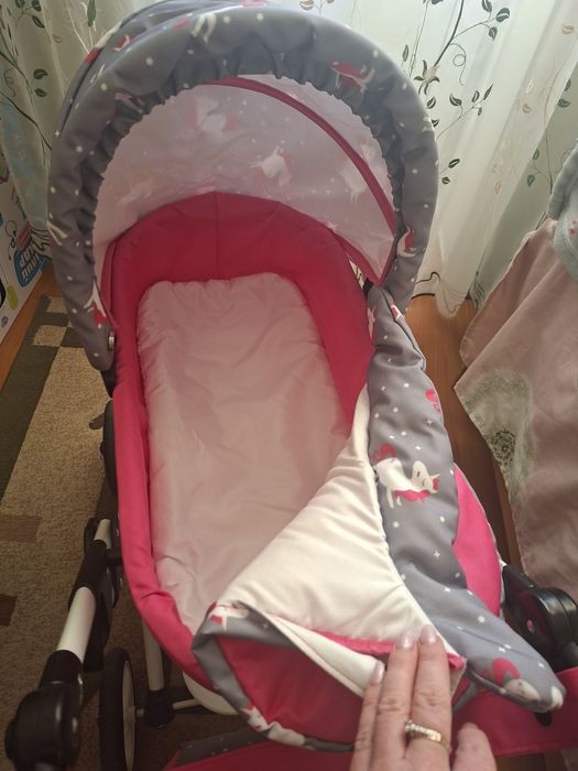 Каляска, люлька для ляльки