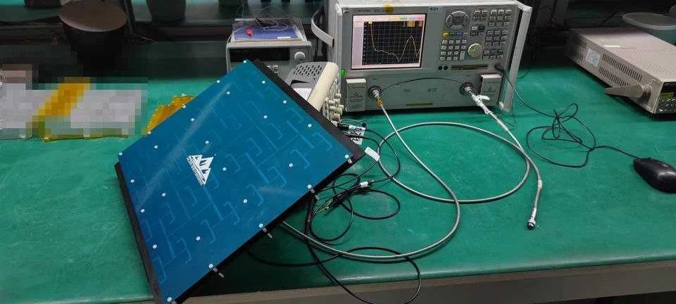 Антенна 5.8G> 2.2- 2.4 G> 900 Мгц>500 700-750-850 МГц Усилители сигнал