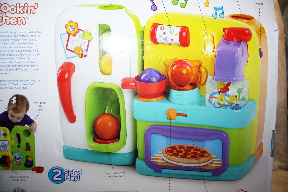 развивающий музыкальный центр кухня -холодильник от Bright Starts