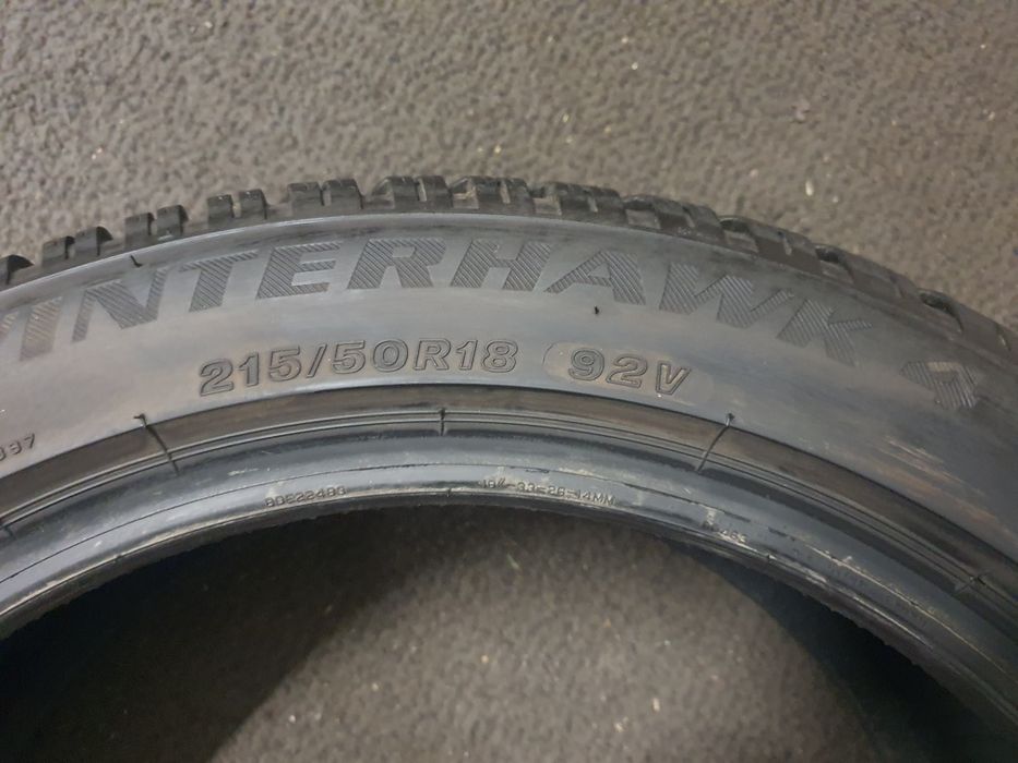 215/50R18 Firestone WinterHawk 4