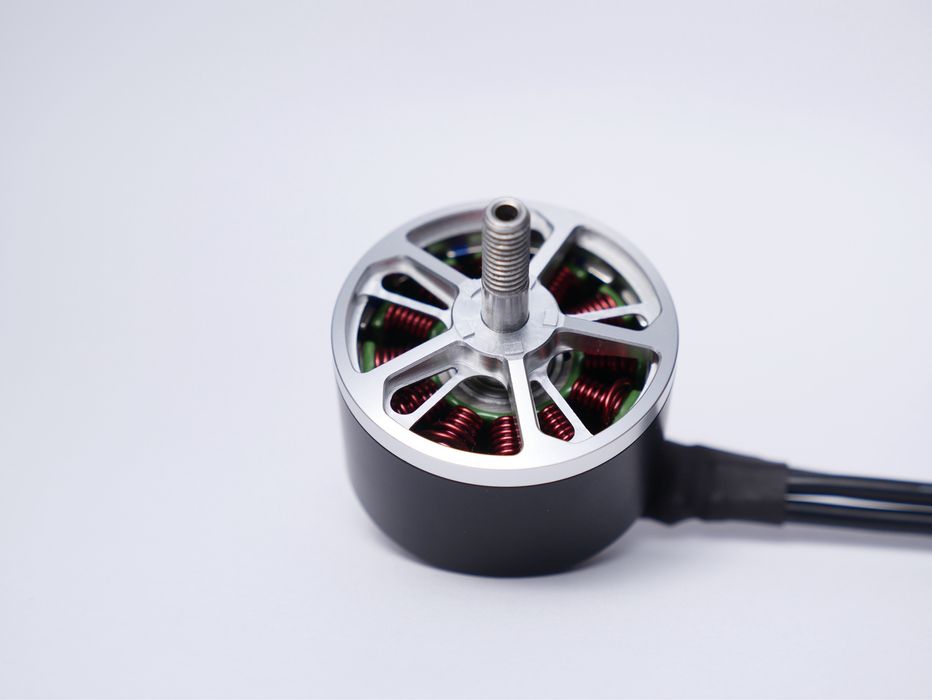 Мотор KINETYKA 3115 900KV