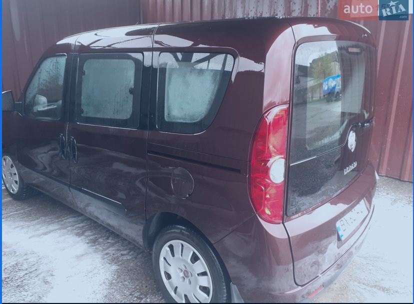 Авто. Fiat Doblo. 2011 рік. Газ.Бензин