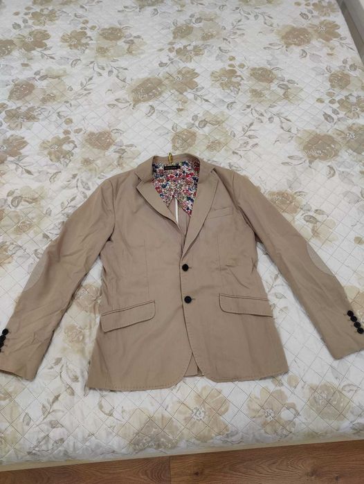 Blazer Antony Morato tam. L em excelente estado.
