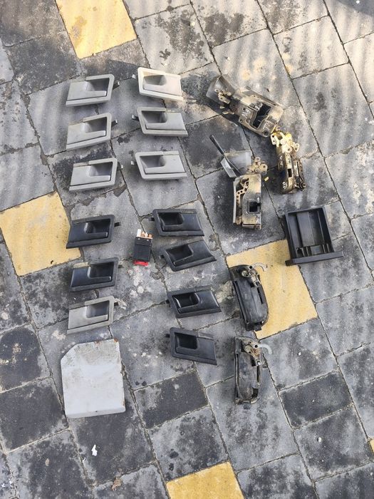 т 4ручки і замки дверей