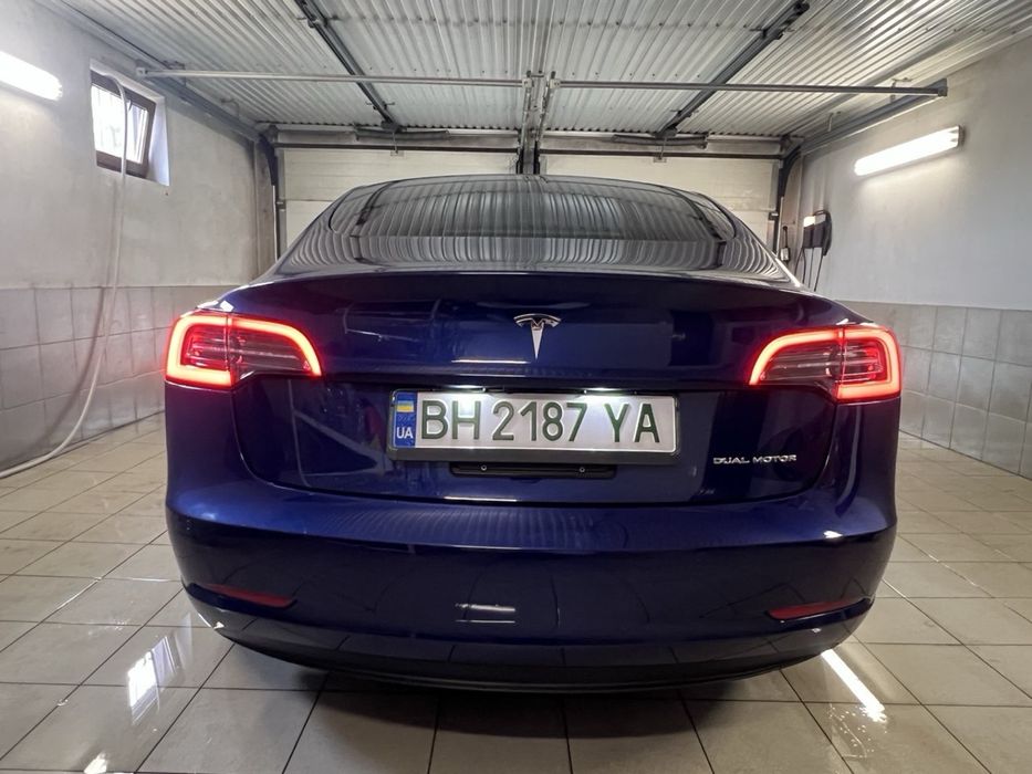 Tesla model 3 dual