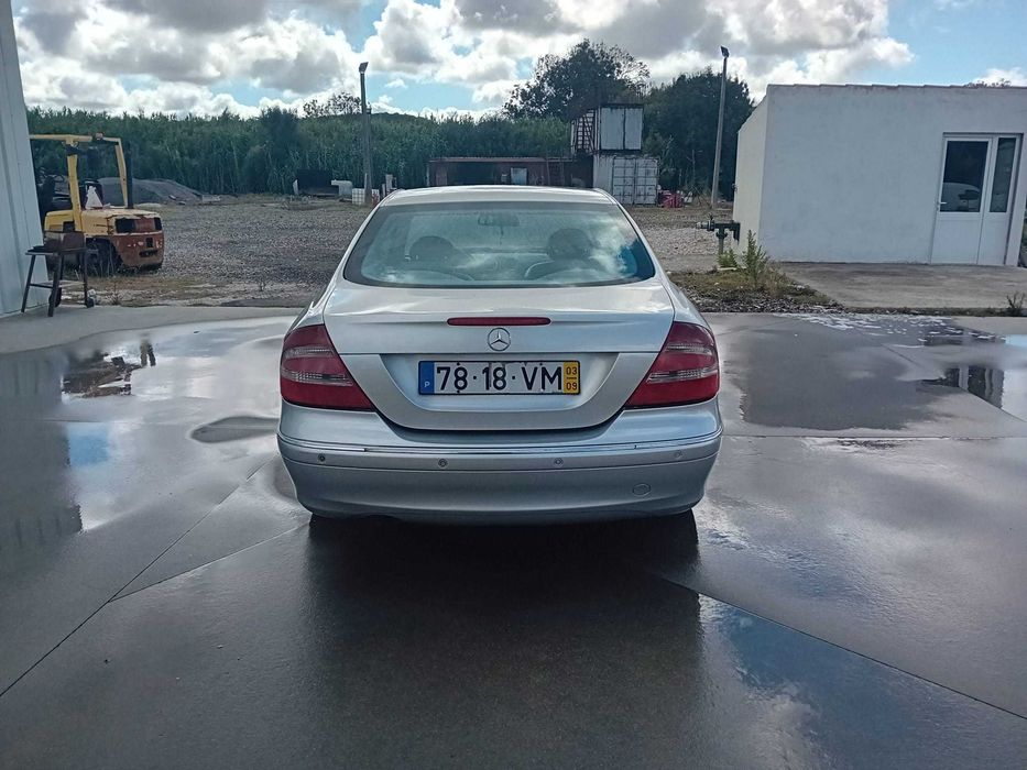 Mercedes-Benz CLK 270 CDI 2.7 CDI — 2003