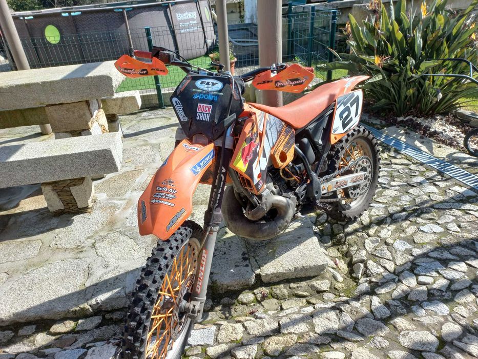Vendo mota ktm 250sx de 99