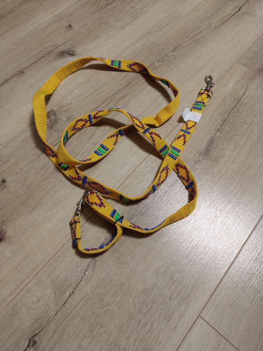 Żółta smycz taśma 6A