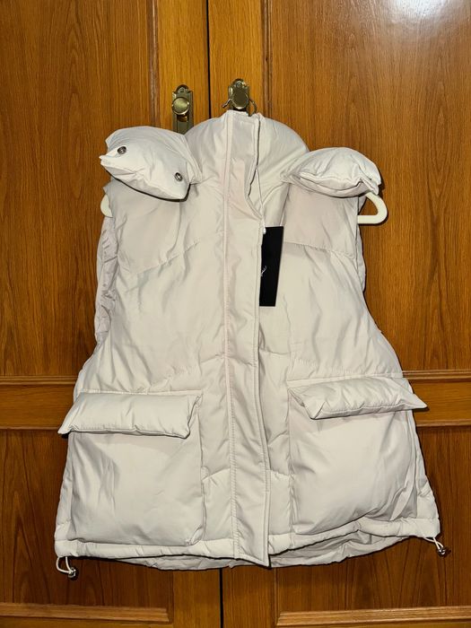 Colete Alcochoado com Capuz