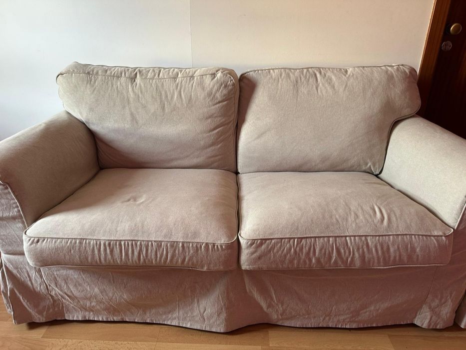 Sofá 2 lugares bege em excelente estado – 120€