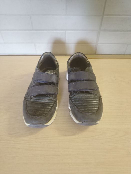 Кросовки 33-ий размер