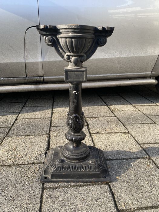 Чавунна колона садова