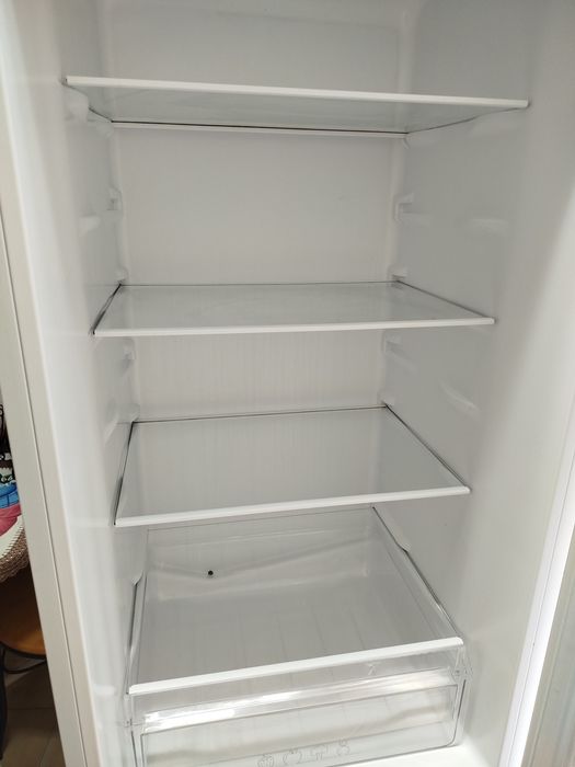 Frigorífico semi novo